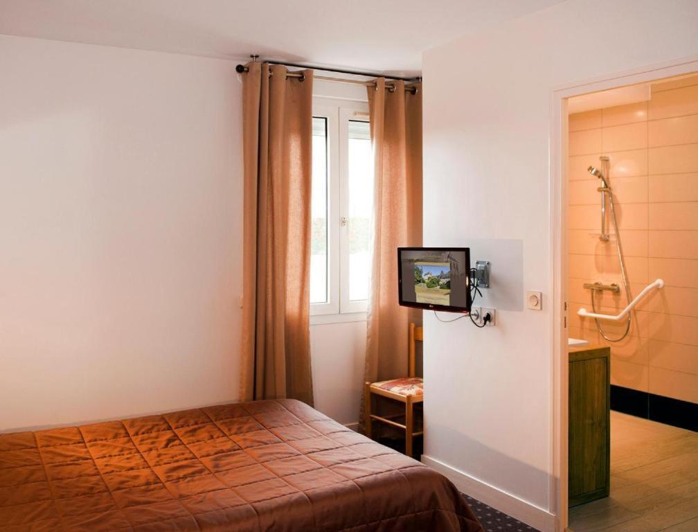 Logis Hotel Restaurant Du Labrador Saint-Benoît-sur-Loire Zewnętrze zdjęcie